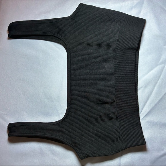 Black Ribbed Crop Top - Picture 2 of 10